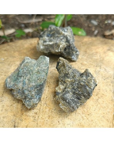Labradorite brute