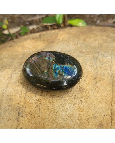 Galet de labradorite