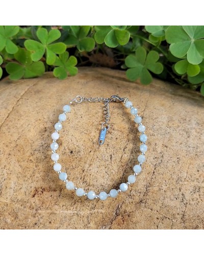 Bracelet fermoir aigue marine facettée 4mm