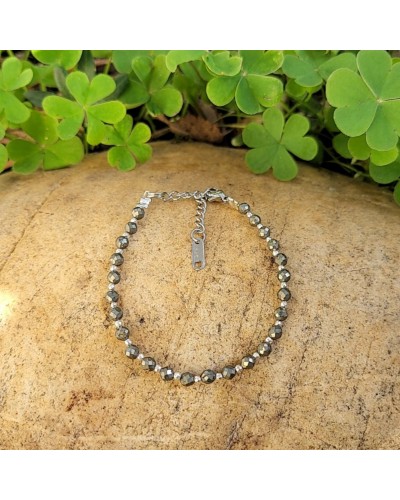 Bracelet fermoir pyrite facettée 4mm