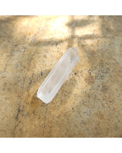 Pointe de cristal de roche brut